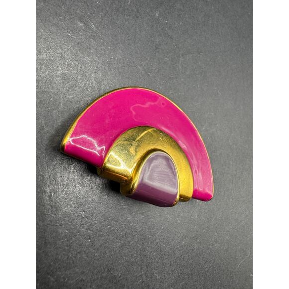 Vintage Monet Geometric Pink & Purple Enamel Gold Tone Brooch Pin 80s Art Deco - Picture 3 of 8